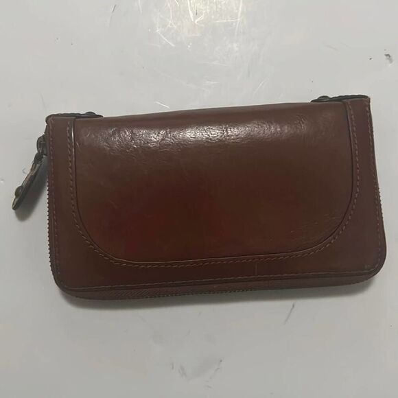 BANANA REPUBLIC LEATHER WALLET‎ - Picture 1 of 5